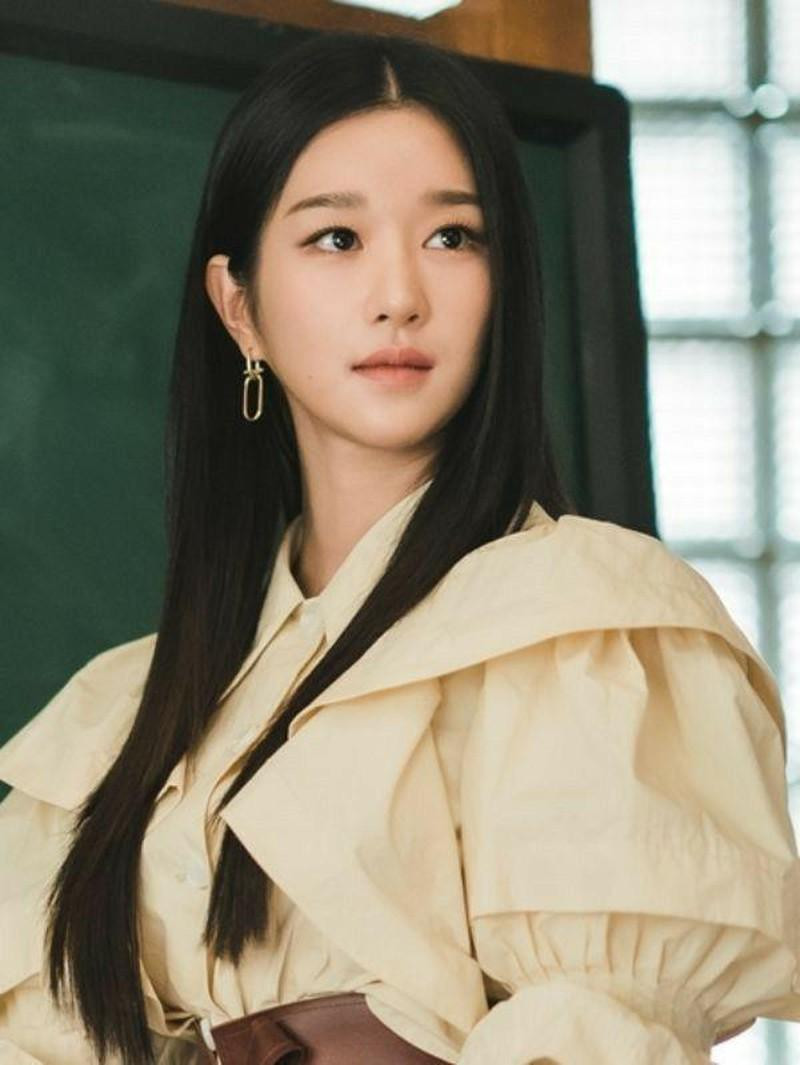 3. Seo Ye Ji: Bất chấp bê bối thao túng người yêu, mỹ nhân "Điên thì có sao" vẫn nhận được tình yêu từ đông đảo người yêu phim Hàn và nhận gần 154.000 phiếu bầu, xếp hạng 3.