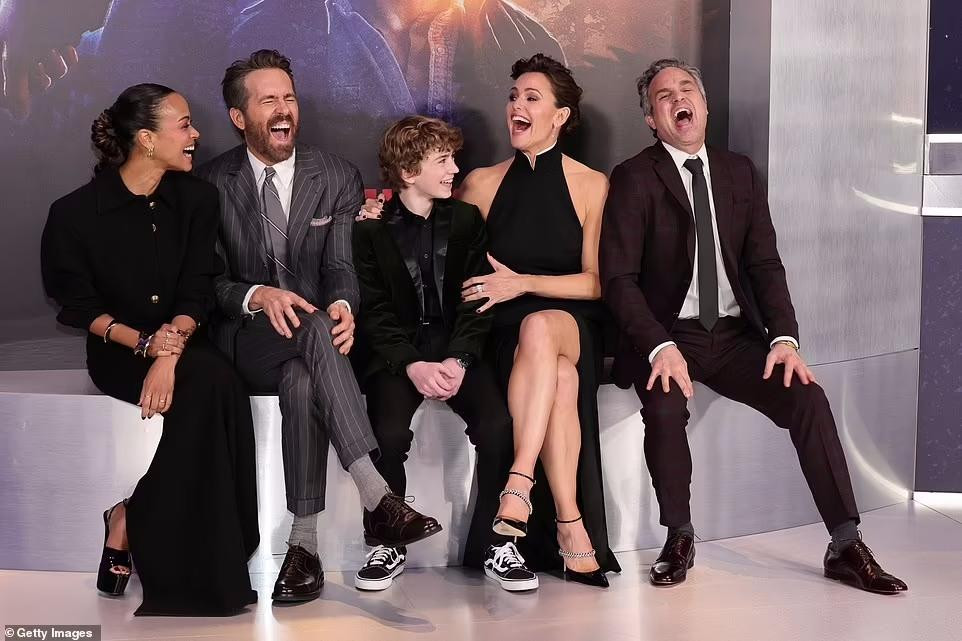 Phim sẽ chiếu trực tuyến vào ngày 11/3 tới.