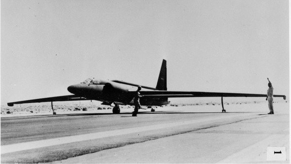 Máy bay do thám U-2