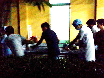 Thi thể thiếu tá Sơn được đưa vào nhà xác Bệnh viện đa khoa khu vực Long Khánh để tiến hành khám nghiệm