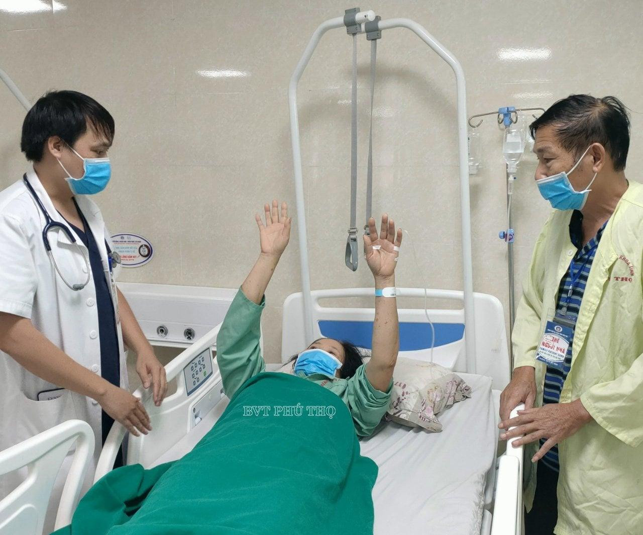 Bà P được cứu sống và đang hồi phục dần sau ca phẫu thuật. Ảnh: BS cung cấp Bà P được cứu sống và đang hồi phục dần sau ca phẫu thuật. Ảnh: BS cung cấp