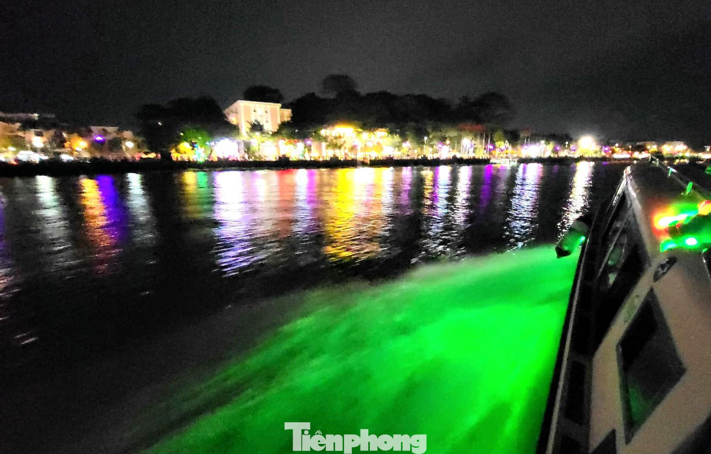 Ngoài phố đi bộ ven sông Sài Gòn tỉnh Bình Dương đang khảo sát để thực hiện tuyến đường đoạn từ thành phố Thủ Dầu Một đến thành phố Thuận An dài 3km.