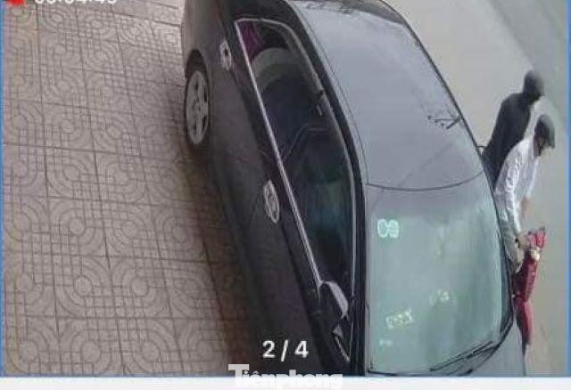 Hai nghi phạm cướp tiệm vàng. Hai nghi phạm cướp tiệm vàng.