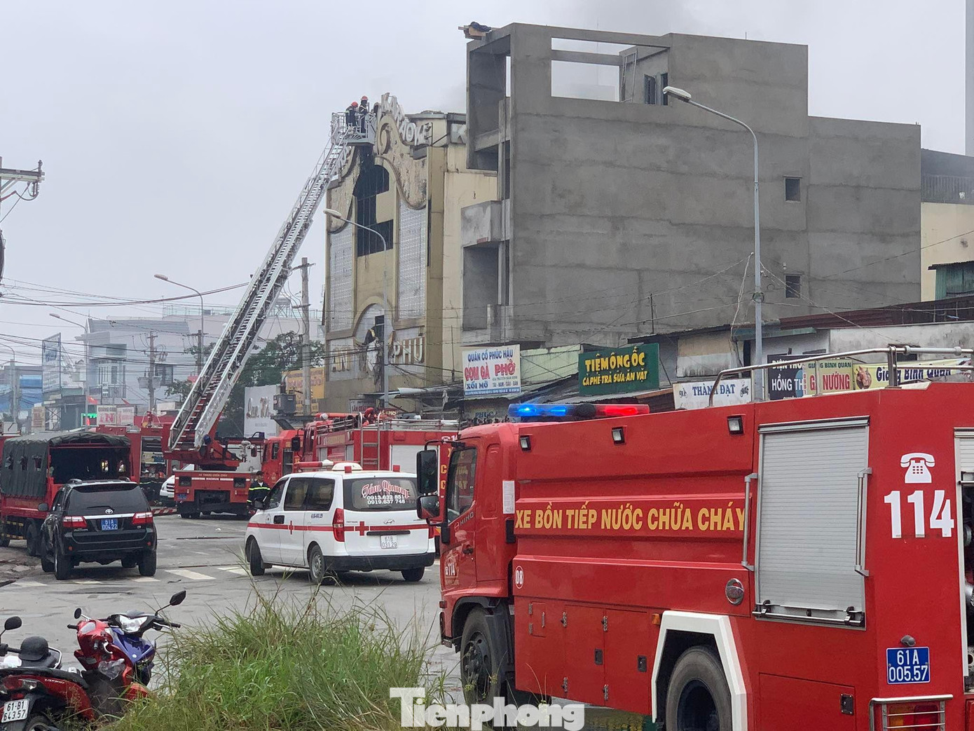 Lực lượng chức năng vẫn đang nỗ lực tìm kiếm cứu nạn