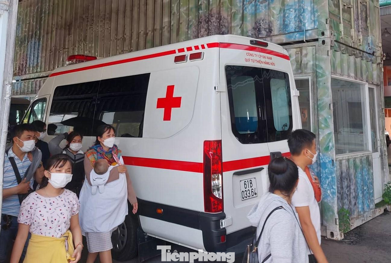 Khu du lịch cũng trang bị cả xe cứu thương