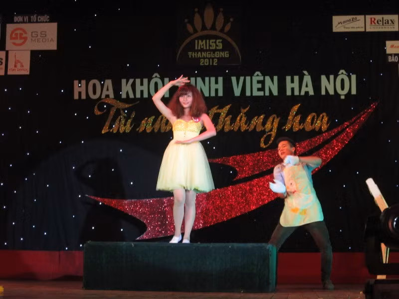 Kịch hình thể “Tình yêu của búp bê” của Trương Hà Phương- Đại học Kinh tế Quốc dân