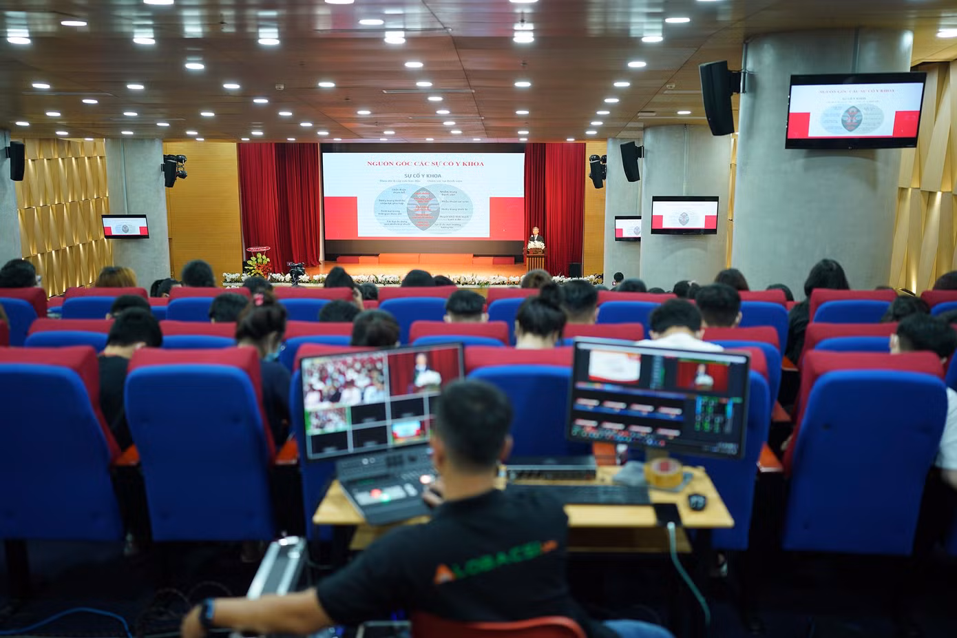 'Ứng xử ra sao với sự cố y khoa?' ảnh 15