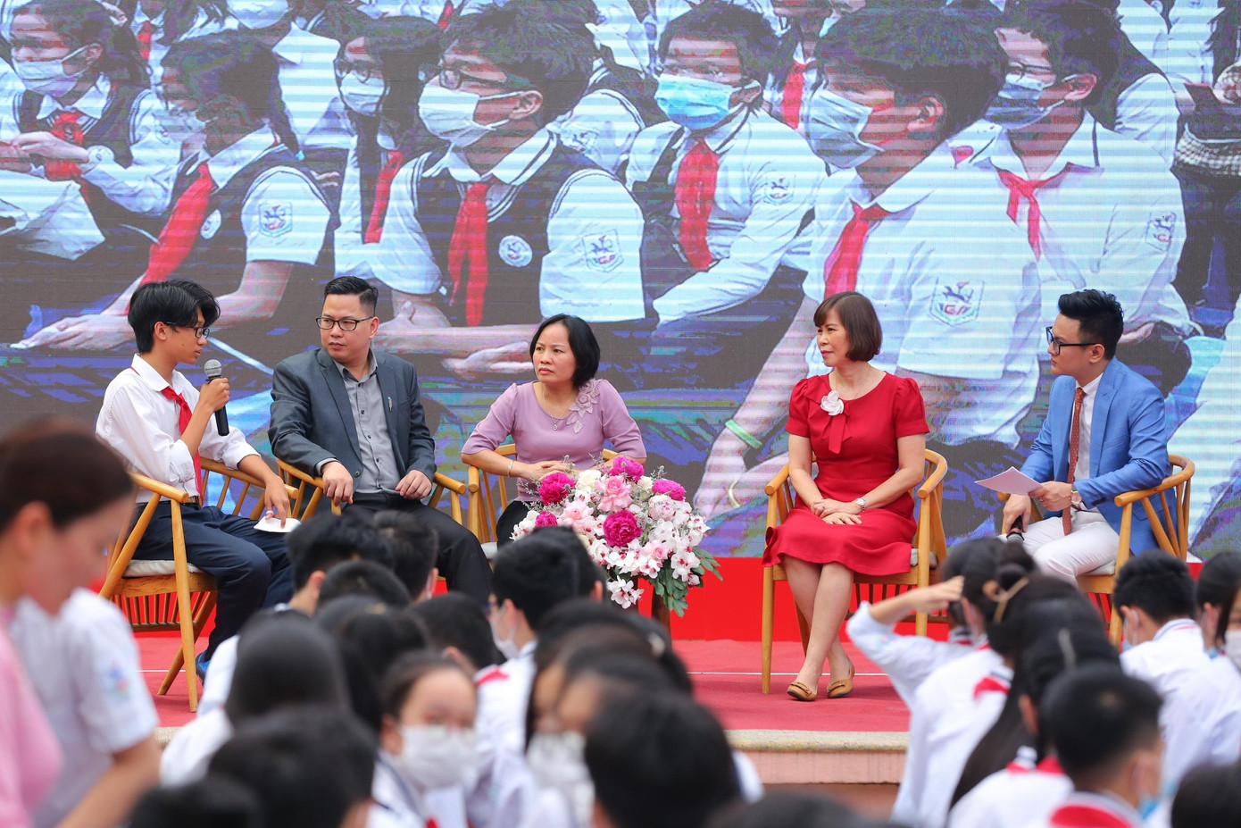 Diễn đàn 'Điều em muốn nói': Những chia sẻ từ trái tim ảnh 52 Diễn đàn 'Điều em muốn nói': Những chia sẻ từ trái tim ảnh 52