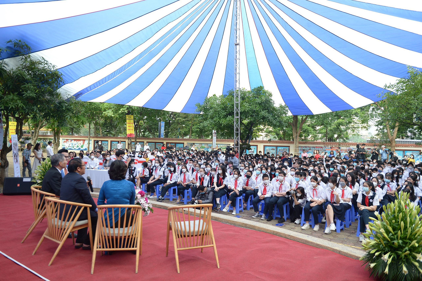 Diễn đàn 'Điều em muốn nói': Những chia sẻ từ trái tim ảnh 37 Diễn đàn 'Điều em muốn nói': Những chia sẻ từ trái tim ảnh 37