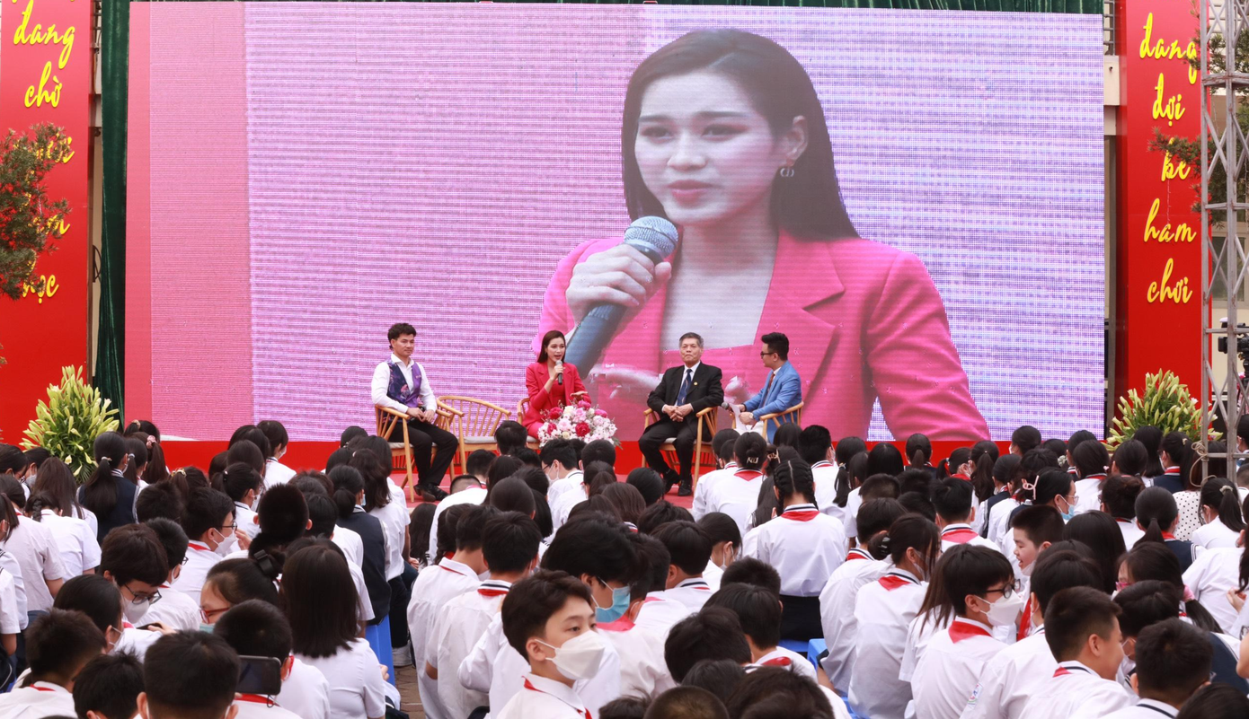 Diễn đàn 'Điều em muốn nói': Những chia sẻ từ trái tim ảnh 44 Diễn đàn 'Điều em muốn nói': Những chia sẻ từ trái tim ảnh 44