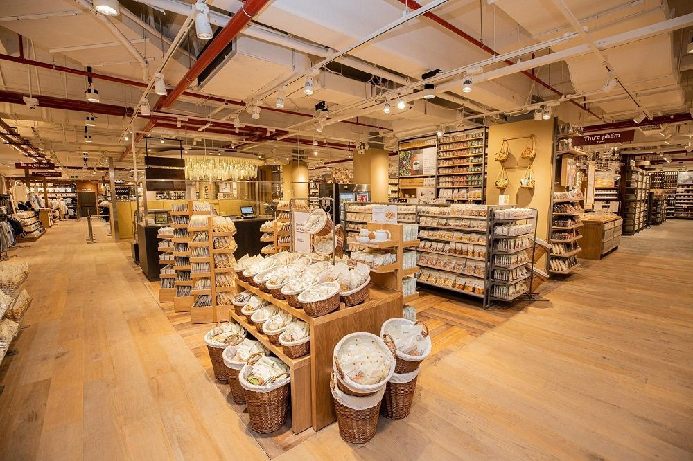 Ngày mở cửa đầu tiên của Muji Việt Nam: Flagship “siêu to khổng lồ” cái gì cũng có ảnh 2