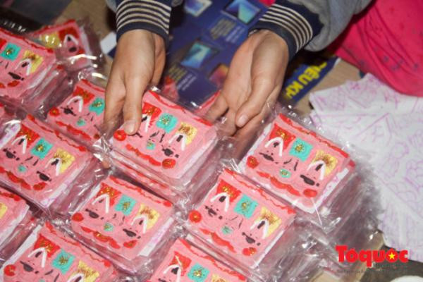 Tết ông Công ông Táo ở ngôi làng “nặn đất thành cơm” ở xứ Huế ảnh 12