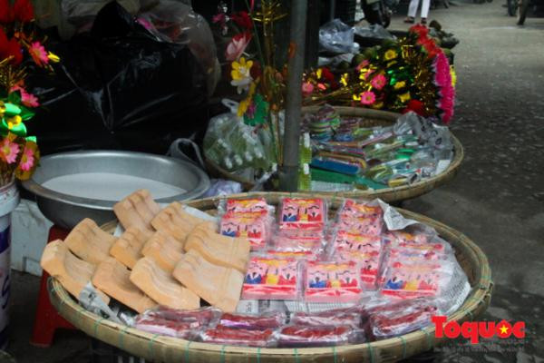 Tết ông Công ông Táo ở ngôi làng “nặn đất thành cơm” ở xứ Huế ảnh 13