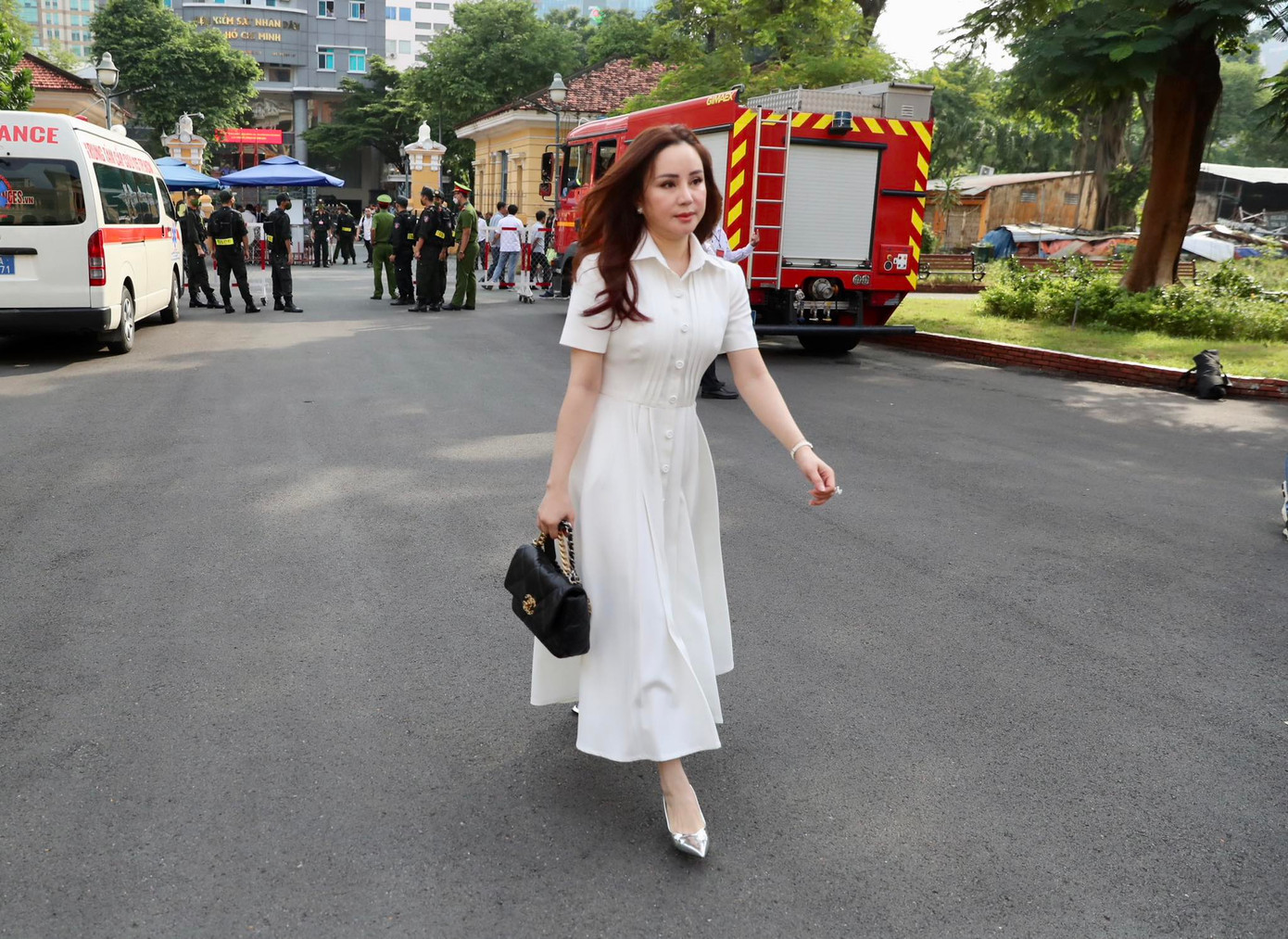 Ca sĩ Vy Oanh tại tòa,