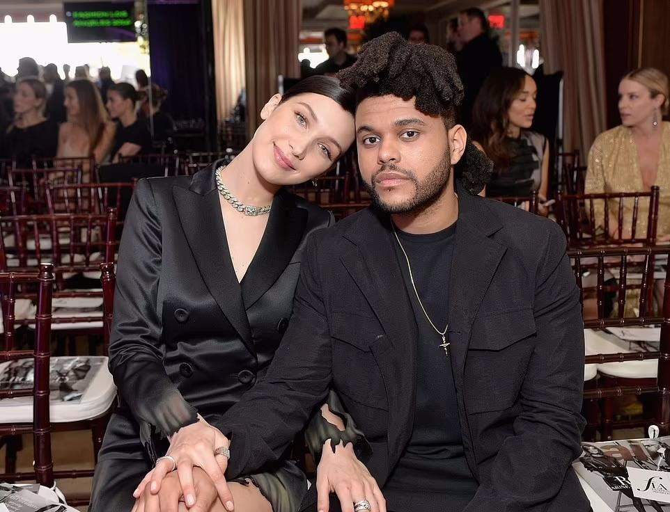 Simi từng là bạn thân của Bella Hadid, bạn gái cũ của The Weeknd. Simi từng là bạn thân của Bella Hadid, bạn gái cũ của The Weeknd.