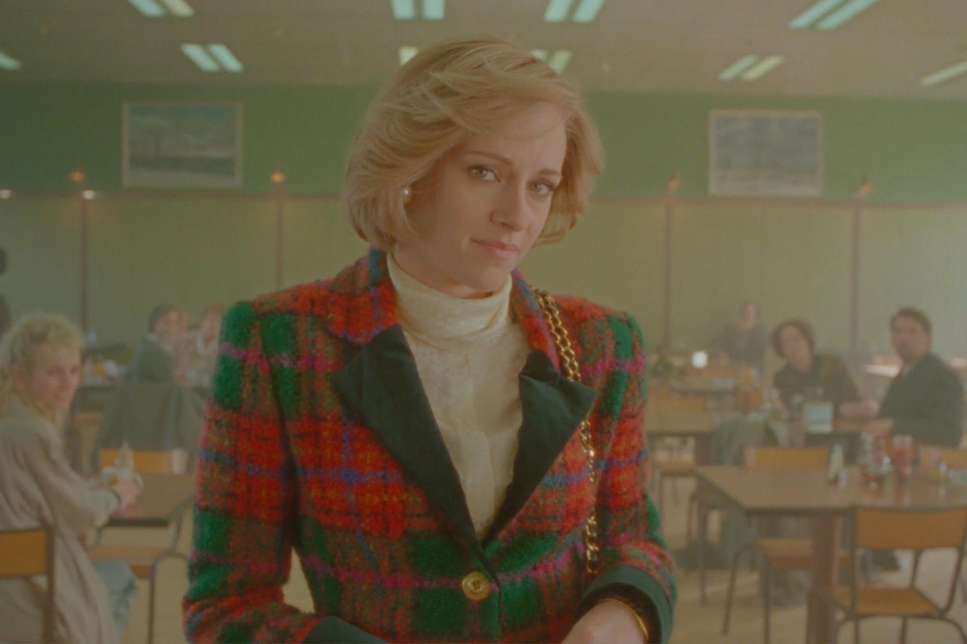 Kristen Stewart lần đầu nhận đề cử Oscar nhờ vai Công nương Diana.