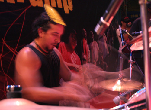 Kết hợp với âm thanh chuẩn cỡ 