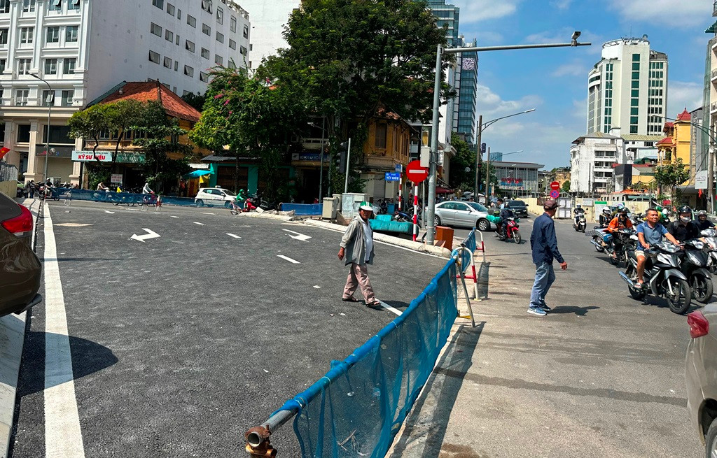 Cùng với đó, mặt bằng tại đoạn phố Trần Hưng Đạo - Yết Kiêu cũng được đơn vị thi công ga S12 mở rộng để giảm xung đột giao thông tại đây.