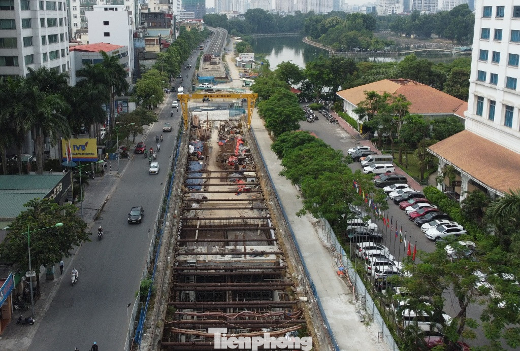 Ngoài hơn 8km đi trên cao, dự án metro Nhổn – ga Hà Nội có 4 km đi ngầm từ Cầu Giấy về ga Hà Nội.