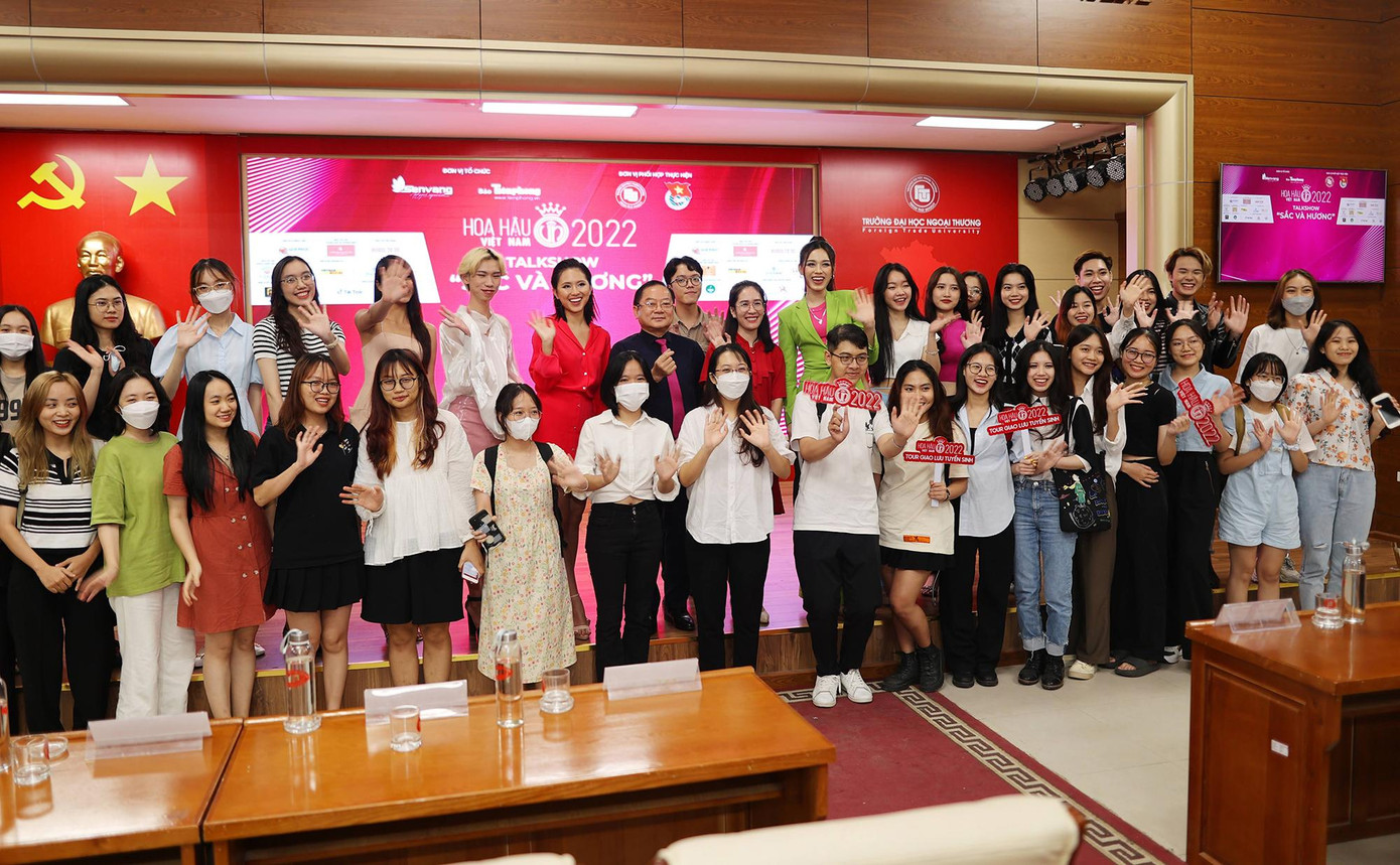 Tour tuyển sinh được thực hiện để tăng sức nóng cho cuộc thi năm nay và vận động các bạn học sinh, sinh viên đăng ký tham gia Hoa hậu Việt Nam 2022. Đến với chương trình tuyển sinh, các bạn học sinh - sinh viên có cơ hội gặp gỡ trực tiếp hoa hậu, á hậu, người đẹp để giải đáp những thắc mắc và học hỏi thêm nhiều bài học kinh nghiệm trước khi tham gia cuộc thi.