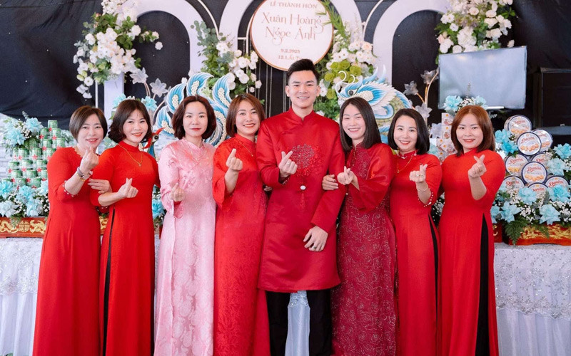 Ngày cưới của Ánh vắng mặt 2 người chị chồng.