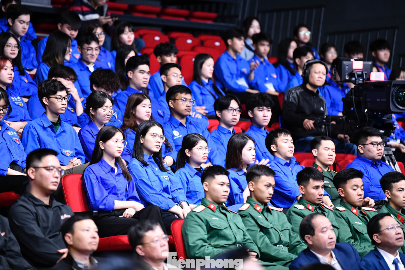 Các đại biểu, đoàn viên, thanh niên tham dự Diễn đàn.