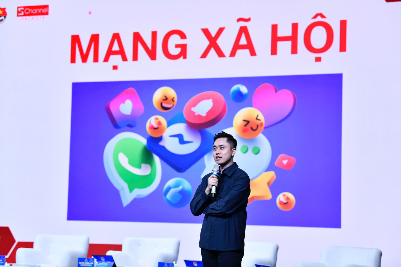 Tiếng nói tuổi trẻ - Hành động của Đoàn: Sứ mệnh thanh niên trong kỷ nguyên vươn mình ảnh 35