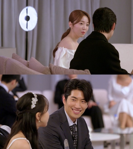 Chương trình truyền hình thực tế dành cho các cặp đôi “Couple Palace”. Chương trình truyền hình thực tế dành cho các cặp đôi “Couple Palace”.