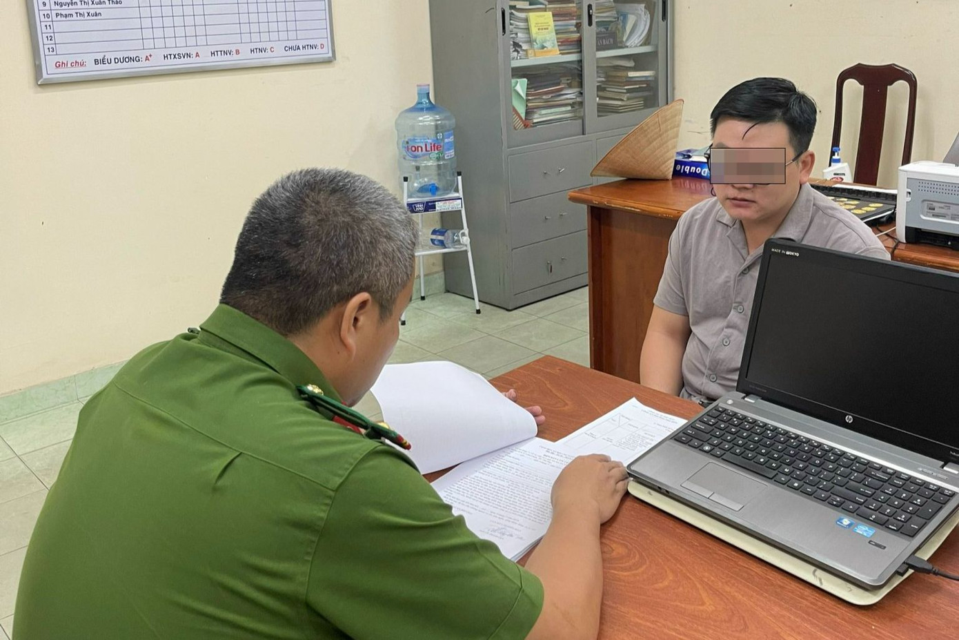 Công an làm việc với tài xế đánh tới tấp nam thanh niên gây xôn xao dư luận.