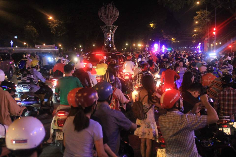 Rộn ràng không khí đón Giáng sinh 2018 ảnh 32