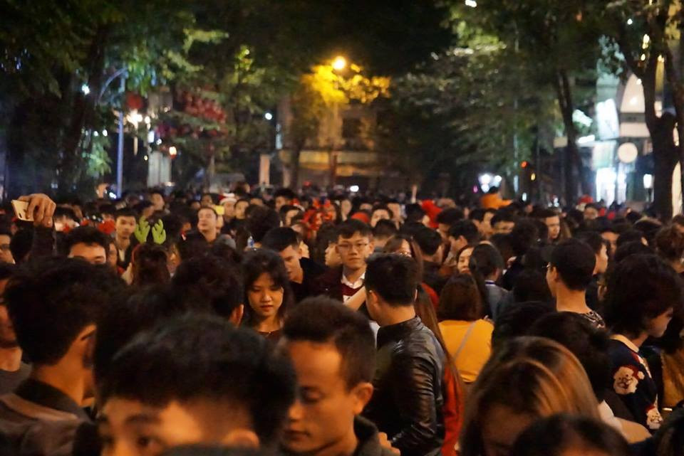 Rộn ràng không khí đón Giáng sinh 2018 ảnh 3