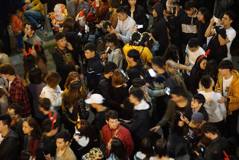 Rộn ràng không khí đón Giáng sinh 2018 ảnh 1