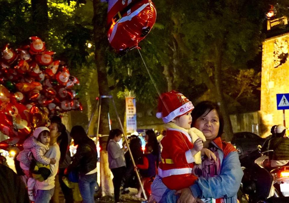 Rộn ràng không khí đón Giáng sinh 2018 ảnh 57