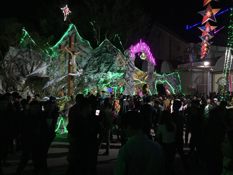 Rộn ràng không khí đón Giáng sinh 2018 ảnh 50