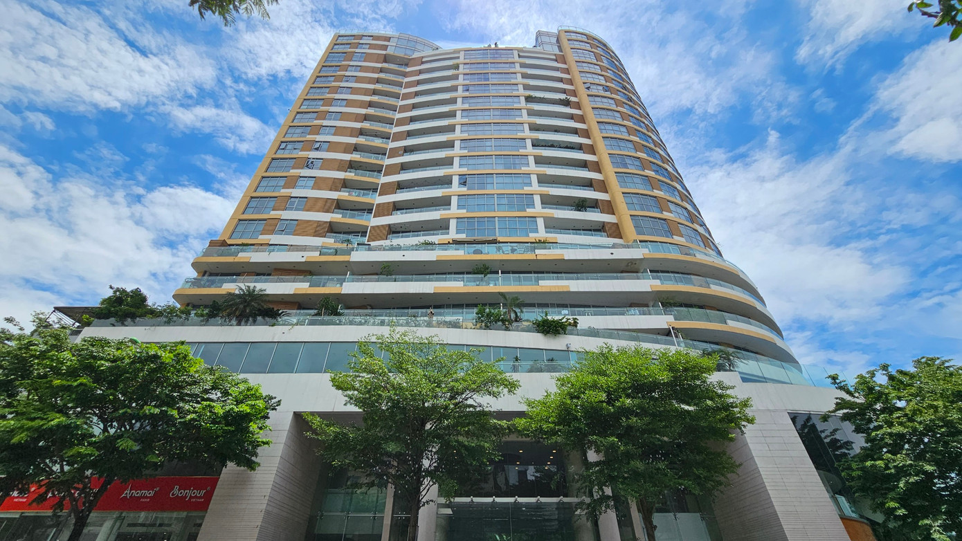 Cũng tại dự án này, Công ty TNHH MTV Lê Nguyễn Hà Nội vi phạm tại tầng G,M trục (5-9,A-B).