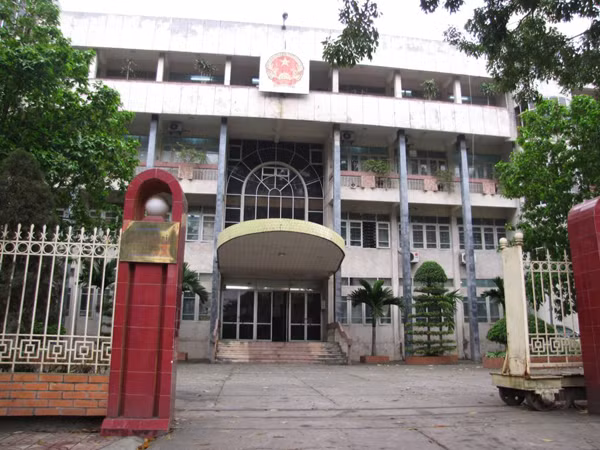 Tòa án nhân dân tỉnh Bắc Giang trước ngày xử phúc thẩm Lê Văn Luyện. Ảnh: Tuấn Nguyễn