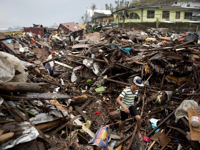 Siêu bão Haiyan tàn phá Philippines