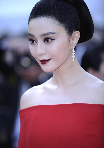 Phạm Băng Băng – ‘Đóa hồng nhung’ quyến rũ mê hoặc tại Cannes ảnh 3