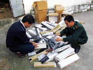 Tang vật thu được. (Nguồn: Văn Đức/Vietnam+). Tang vật thu được. (Nguồn: Văn Đức/Vietnam+)