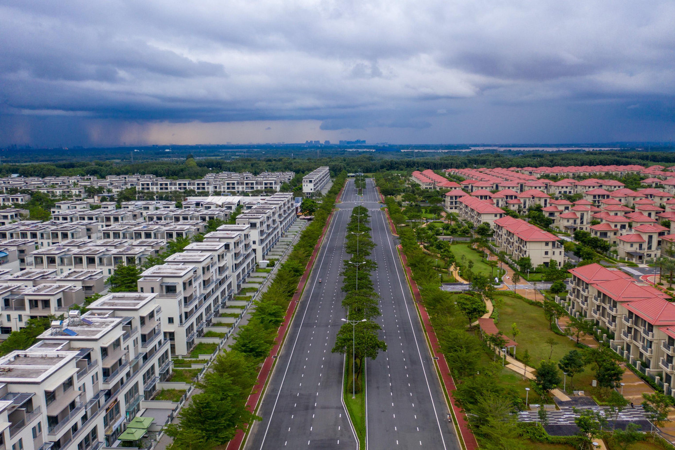 Thị trường bất động sản sẽ hồi phục vào năm 2024? (Ảnh: Hữu Khoa).