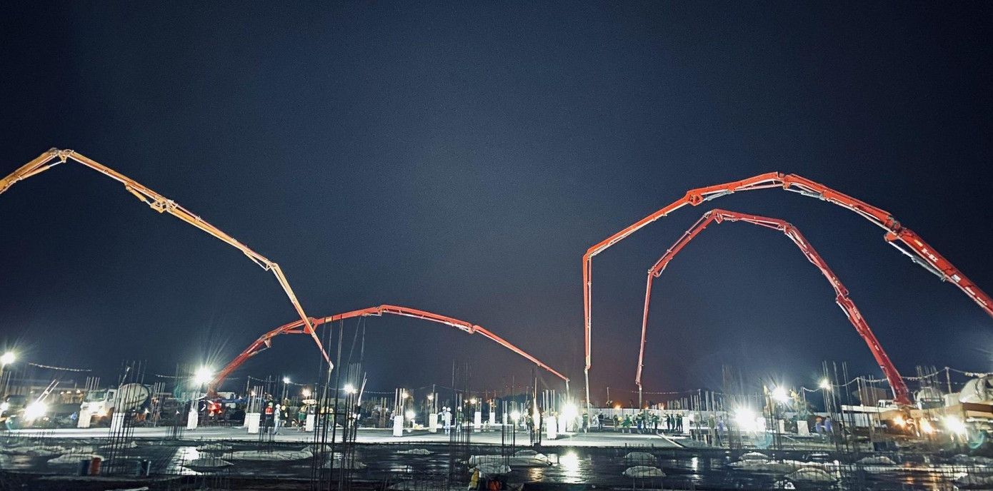 Bất động sản gặp khó khăn nên ngành xây dựng cũng bị ảnh hưởng theo (Ảnh: Coteccons).