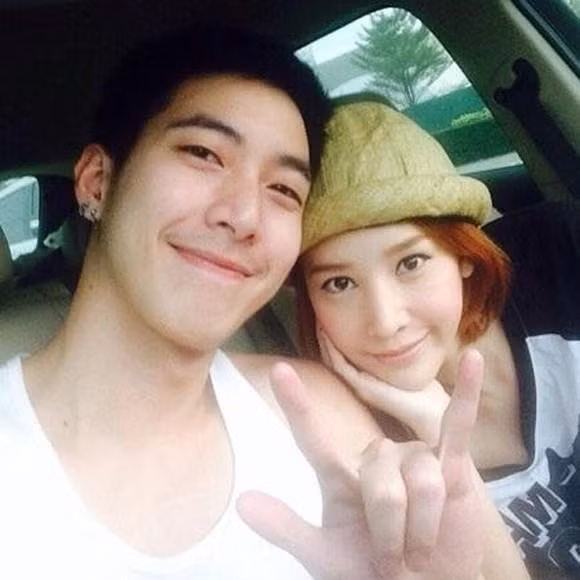 Tangmo Nida và Tono Phakin thuở còn mặn nồng.