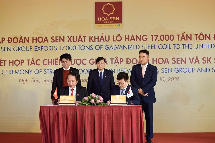 Hoa Sen “mở hàng” năm 2019 với lô hàng 17.000 tấn tôn xuất đi Mỹ ảnh 2