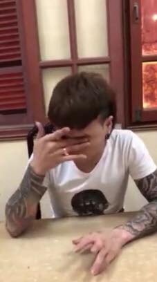 Khá bảnh được mạng xã hội đưa lên 'Nút Vàng', trả gần 20.000 USD/tháng ảnh 1