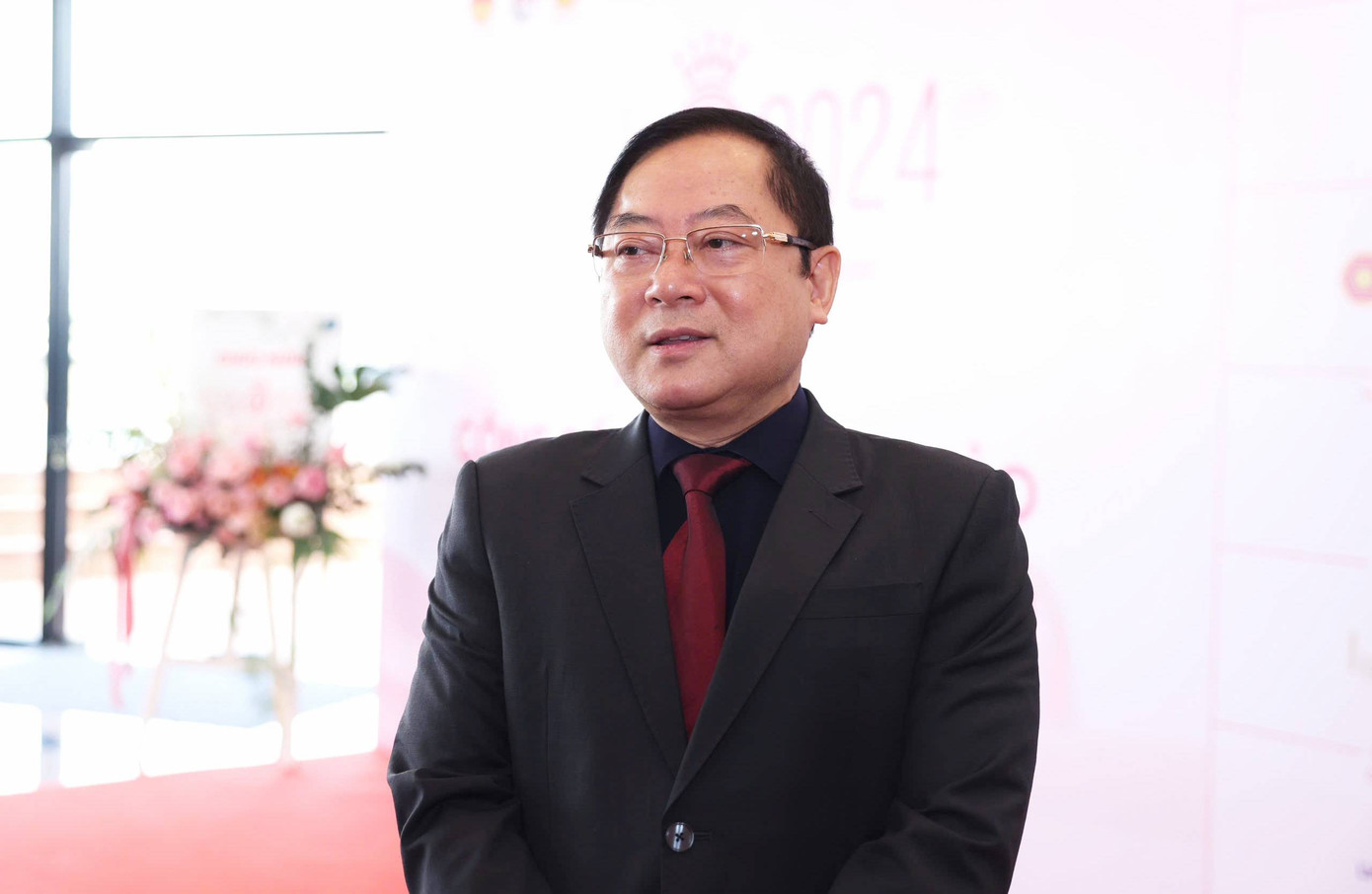 Nhà báo Lê Xuân Sơn - nguyên Tổng Biên tập báo Tiền Phong, nguyên Trưởng BTC cuộc thi - Cố vấn cuộc thi HHVN 2024. Nhà báo Lê Xuân Sơn - nguyên Tổng Biên tập báo Tiền Phong, nguyên Trưởng BTC cuộc thi - Cố vấn cuộc thi HHVN 2024.