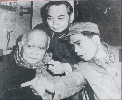 Chủ tịch nước Tôn Đức Thắng, Đại tướng Võ Nguyên Giáp đến tận Sở chỉ huy Phòng không - Không quân động viên, theo dõi bộ đội chiến đấu trong chiến dịch phòng không 12 ngày đêm tháng 12/1972