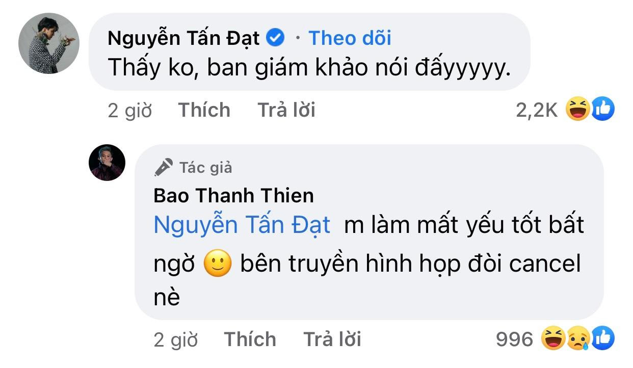 Ngay bên dưới một bài đăng khác, B Ray và Đạt G vẫn không ngừng "troll" nhau về việc anh chàng có tham gia Rap Việt mùa 2 hay không. Ngay bên dưới một bài đăng khác, B Ray và Đạt G vẫn không ngừng "troll" nhau về việc anh chàng có tham gia Rap Việt mùa 2 hay không.