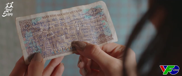 Ông Tiến cũng không quên nhắn nhủ đến cháu mình rằng ông đã "mượn" tạm gần 100 triệu của Nhi để khởi nghiệp. Ông Tiến cũng không quên nhắn nhủ đến cháu mình rằng ông đã "mượn" tạm gần 100 triệu của Nhi để khởi nghiệp.