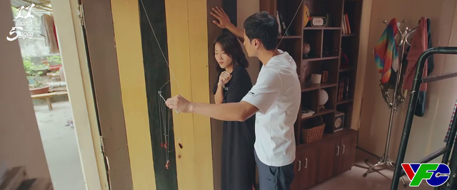 Cùng với đàn gián, Đăng đã thành công khiến phải nói lời xin lỗi với mình. Cùng với đàn gián, Đăng đã thành công khiến phải nói lời xin lỗi với mình.