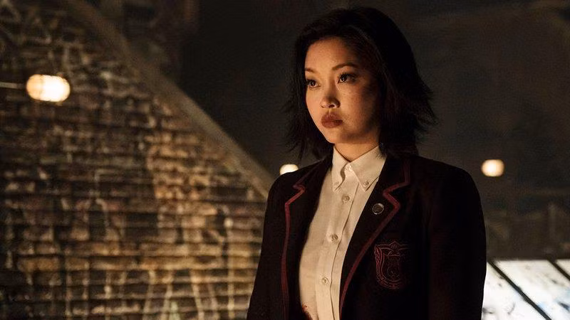 Ở một "vũ trụ" khác mang tên "Deadly Class" (Lớp Học Chết Chóc), bạn sẽ tìm thấy một Lana lạnh lùng chứ không hề "kẹo ngọt" nữa đâu nhé!